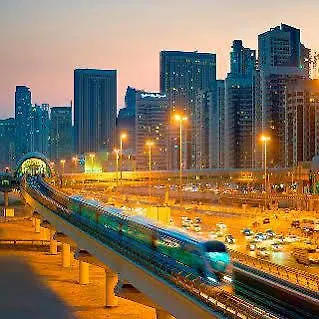 Aparthotel Adagio Premium Dubai Al Barsha 4*,